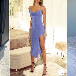 XS - JAUS (She is us)